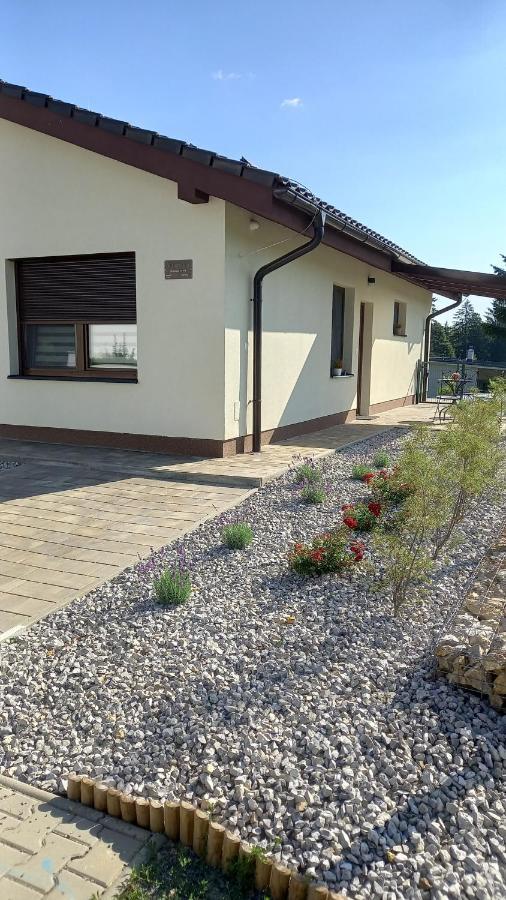 Spa Apartman Kovacova Esterno foto